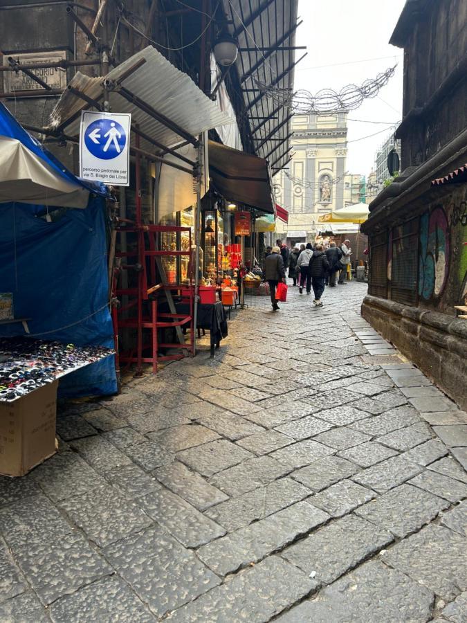 Nel Cuore Di Angela Napels Buitenkant foto